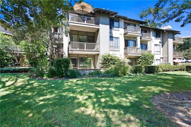 7 Flores 25, Irvine, CA 92612
