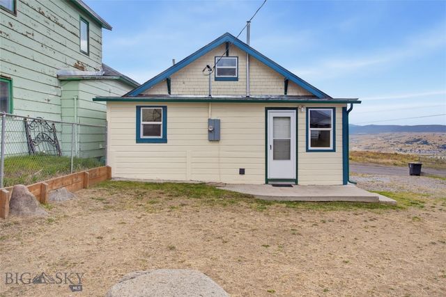 141 W Pacific Street, Butte, MT 59701