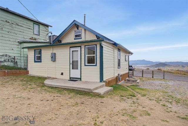 141 W Pacific Street, Butte, MT 59701