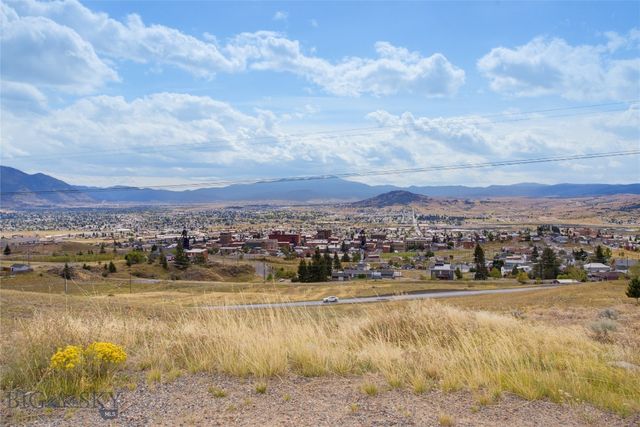 141 W Pacific Street, Butte, MT 59701