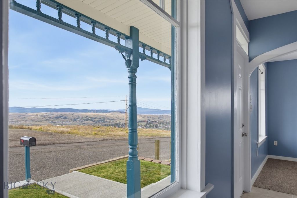 141 W Pacific Street, Butte, MT 59701 — photo 3