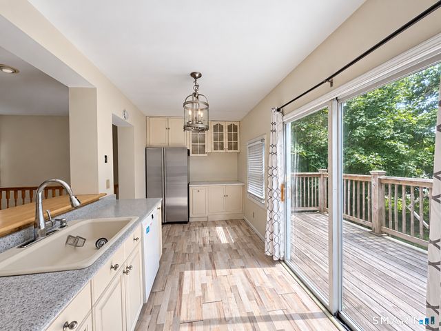 112 Ochsner Place, Bridgeport, CT 06606