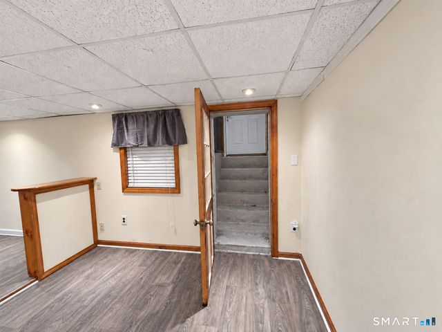 112 Ochsner Place, Bridgeport, CT 06606