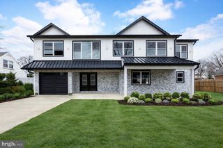 310 LEWIS RD, Broomall, PA 19008