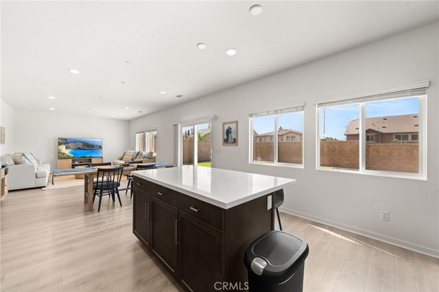 15623 Kings Peak Drive, Fontana, CA 92336