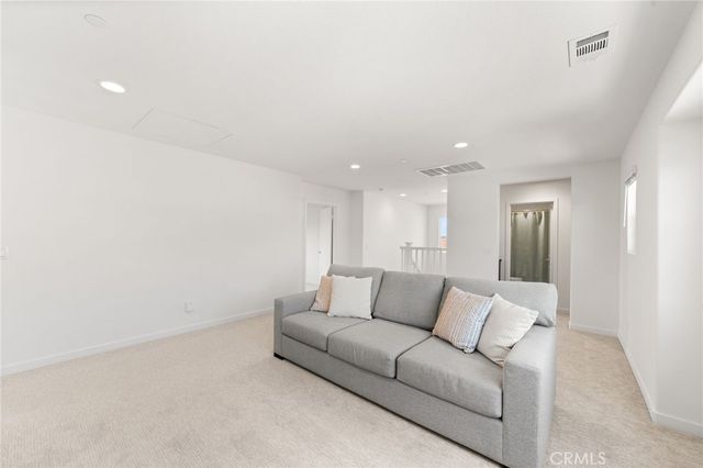 15623 Kings Peak Drive, Fontana, CA 92336