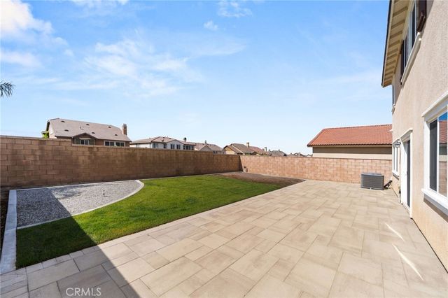 15623 Kings Peak Drive, Fontana, CA 92336