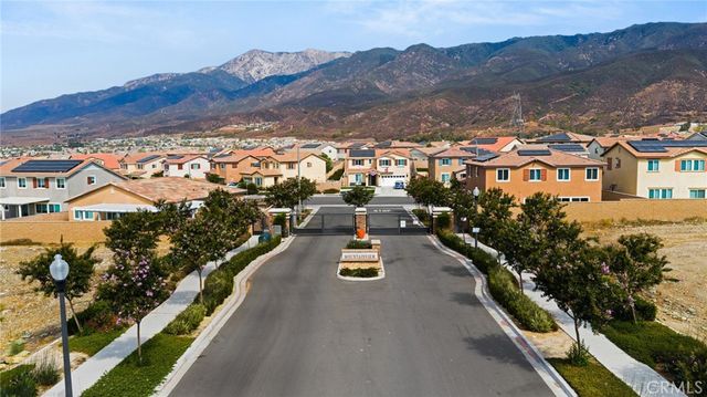 15623 Kings Peak Drive, Fontana, CA 92336