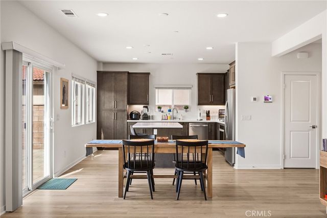 15623 Kings Peak Drive, Fontana, CA 92336