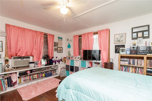 304 E RICHARD GARCIA St, Driscoll, TX 78351