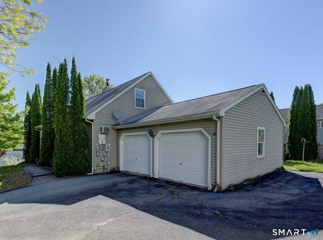 31 Augustyn Court, Torrington, CT 06790