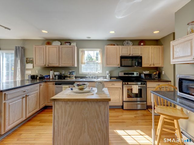 31 Augustyn Court, Torrington, CT 06790