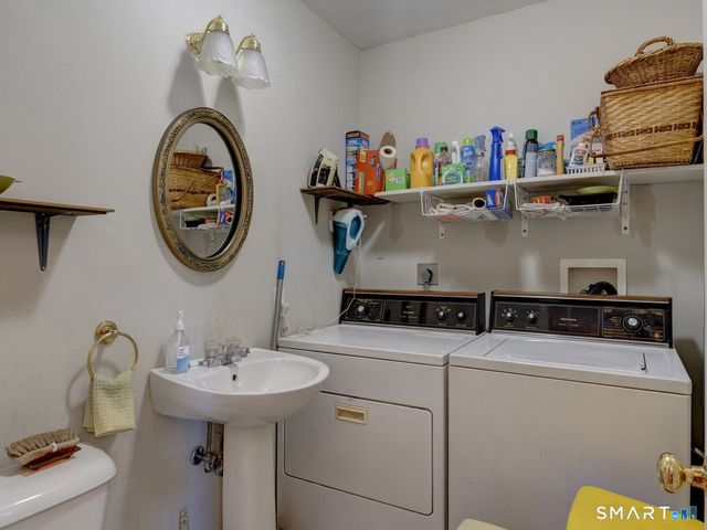 31 Augustyn Court, Torrington, CT 06790