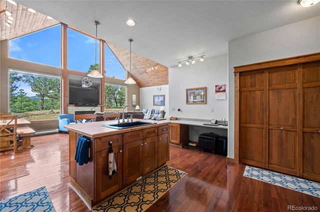 477 W View Road, Cotopaxi, CO 81223