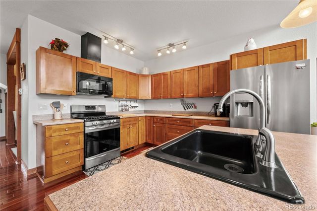 477 W View Road, Cotopaxi, CO 81223