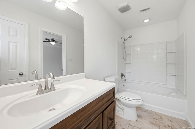 2623 Gato Del Sol, San Antonio, TX 78245
