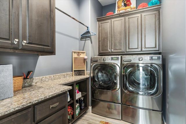 1604 Watercliffe DR, Lago Vista, TX 78645