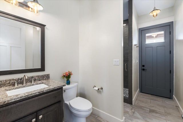 1604 Watercliffe DR, Lago Vista, TX 78645