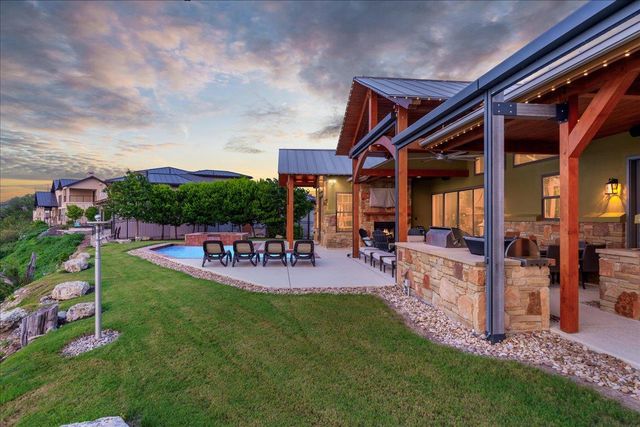 1604 Watercliffe DR, Lago Vista, TX 78645