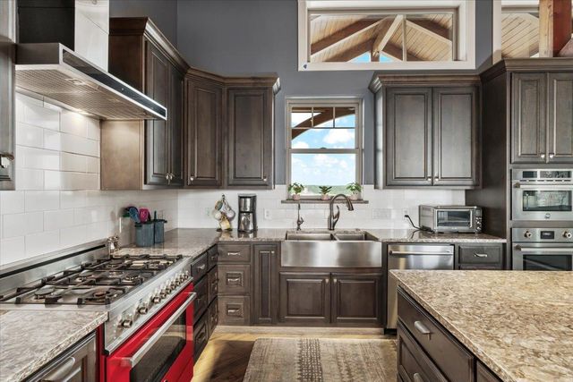 1604 Watercliffe DR, Lago Vista, TX 78645