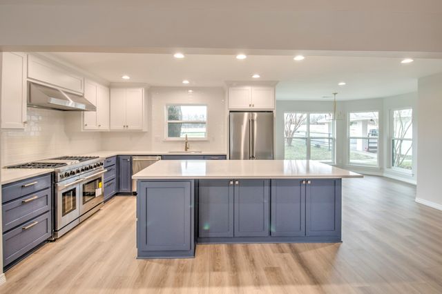3700 Moseley Road, Cross Roads, TX 76227