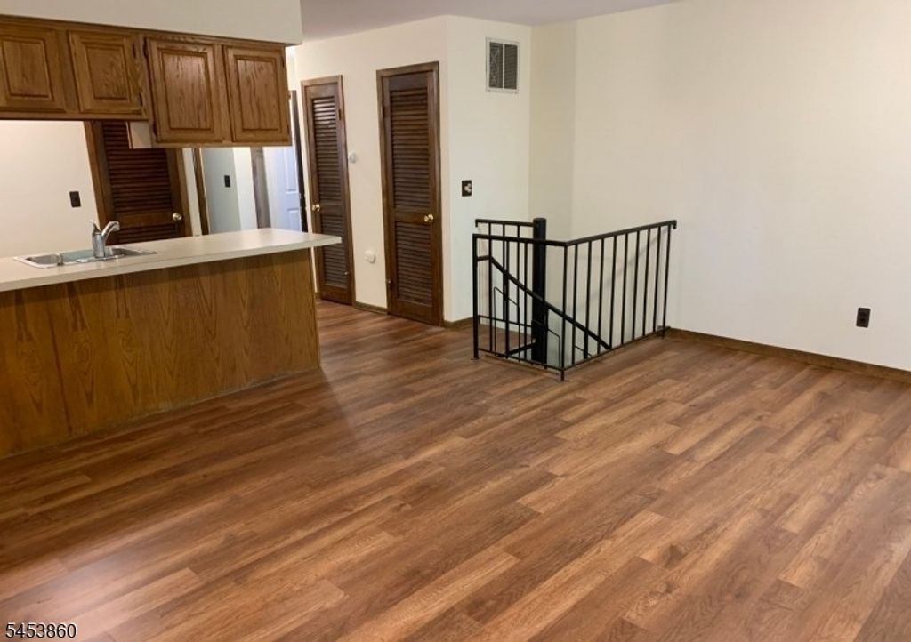 1 Purgatory Ct Unit 5 5, Vernon Twp., NJ 07462 — photo 3