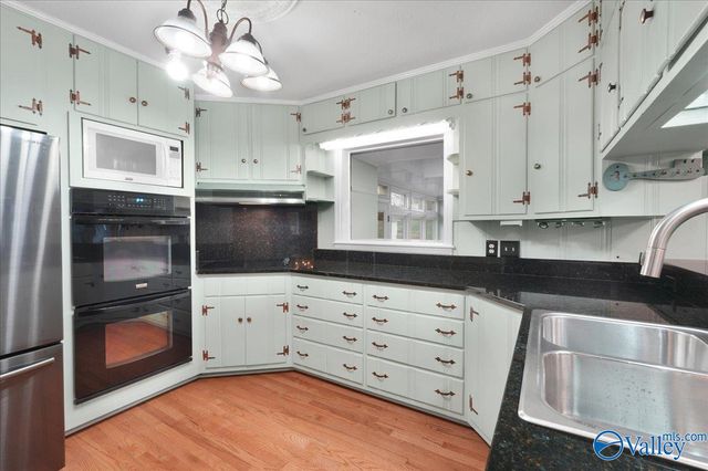 2383 Old Gurley Pike, New Hope, AL 35760