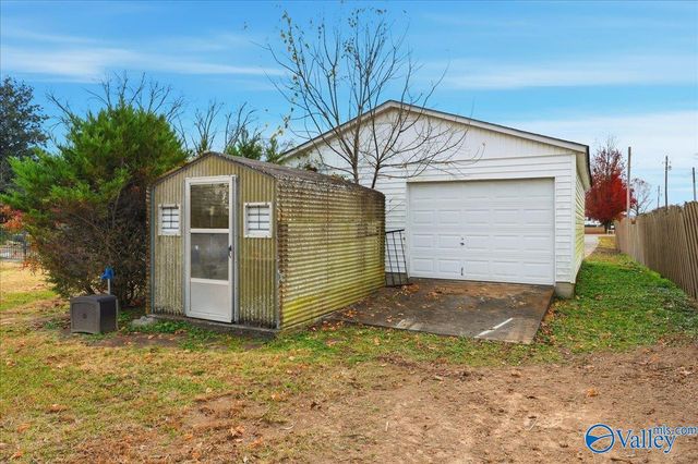 2383 Old Gurley Pike, New Hope, AL 35760