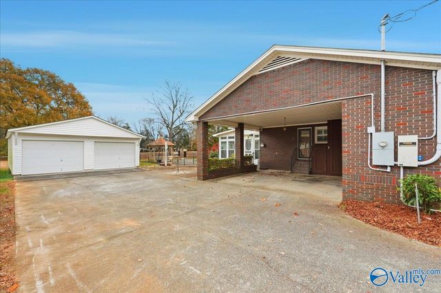 2383 Old Gurley Pike, New Hope, AL 35760