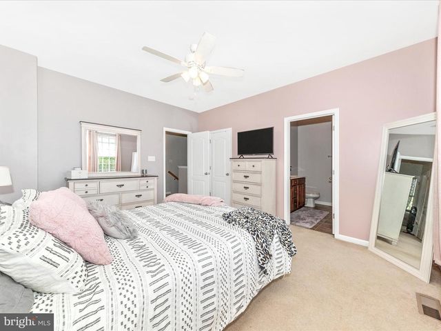 16 COMPOUND, Martinsburg, WV 25403