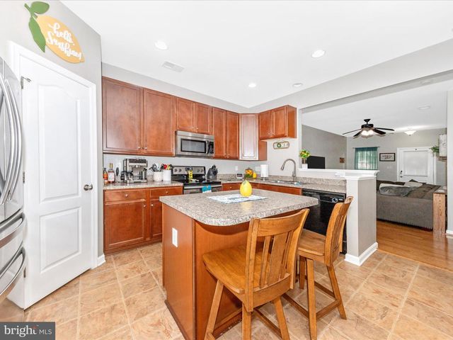16 COMPOUND, Martinsburg, WV 25403