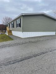 1340 Hilltop Drive, Robinson Twp, PA 15019