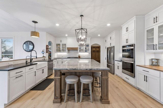 17628 Jett Circle, Prior Lake, MN 55372