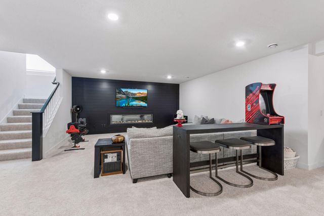 17628 Jett Circle, Prior Lake, MN 55372