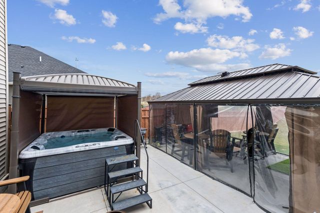 17628 Jett Circle, Prior Lake, MN 55372