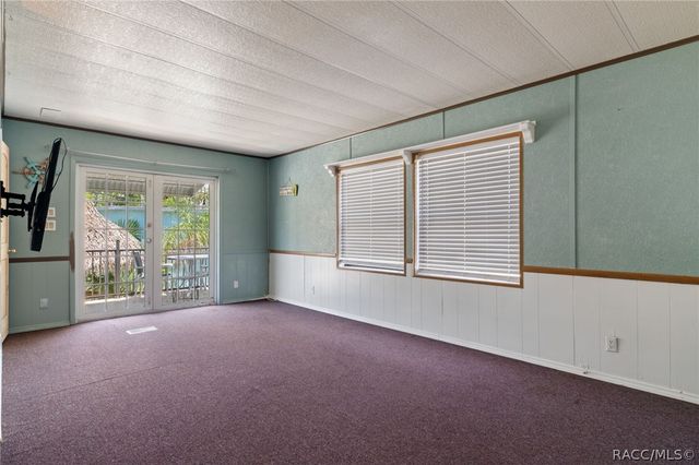 10267 W Hadley Court, Homosassa, FL 34448