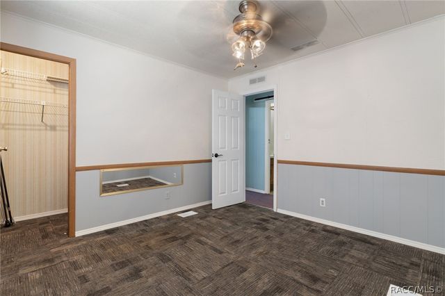 10267 W Hadley Court, Homosassa, FL 34448