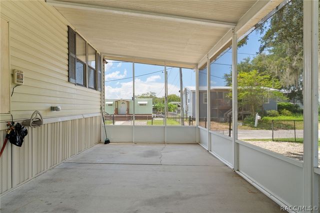 10267 W Hadley Court, Homosassa, FL 34448