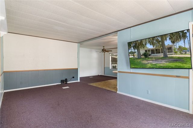 10267 W Hadley Court, Homosassa, FL 34448