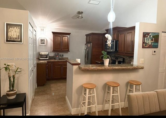 17225 NW 7th Street, Pembroke Pines, FL 33029
