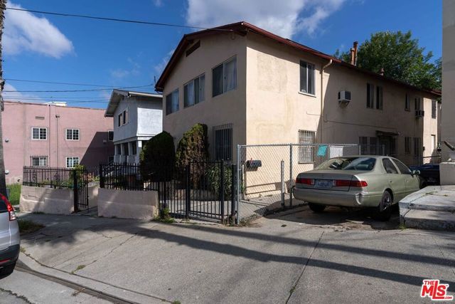 1259 Vin Scully Avenue, Los Angeles, CA 90026