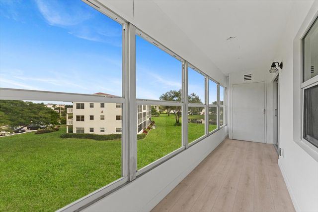 71 Fanshaw B, Boca Raton, FL 33434