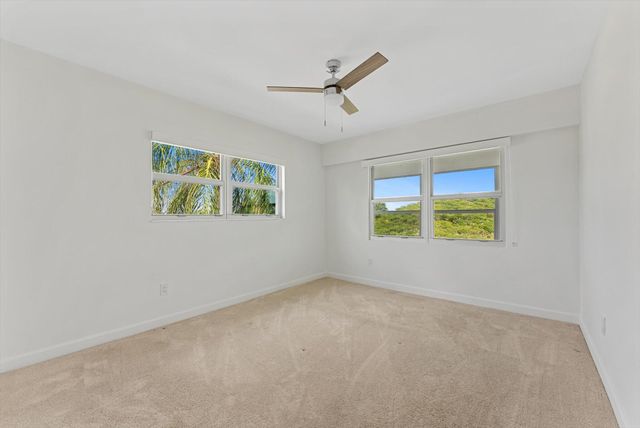 71 Fanshaw B, Boca Raton, FL 33434