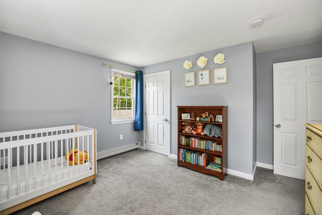 137 Lake Ave, Wareham, MA 02538