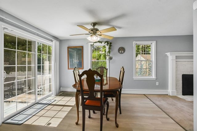 137 Lake Ave, Wareham, MA 02538
