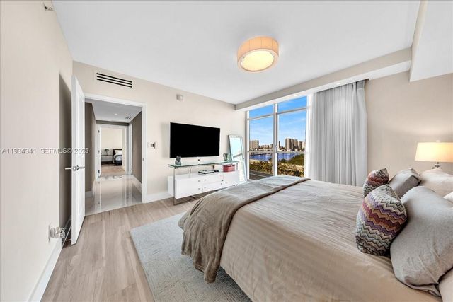 400 Sunny Isles Boulevard 718, Sunny Isles Beach, FL 33160