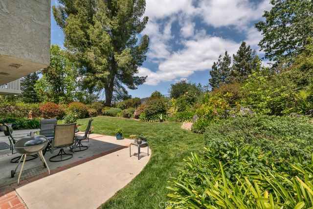 28661 Acacia Glen Street, Agoura Hills, CA 91301