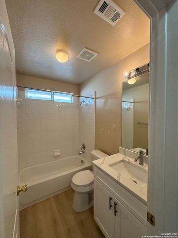 6760 Biscay Bay, San Antonio, TX 78249