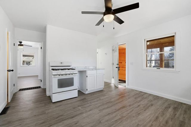 821 N 10th Avenue, Wisconsin Rapids, WI 54495