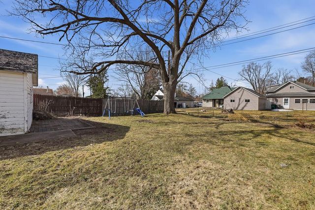 821 N 10th Avenue, Wisconsin Rapids, WI 54495